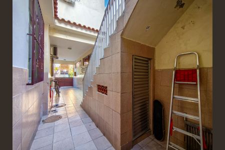 Casa à venda com 247m², 5 quartos e 2 vagasQuintal