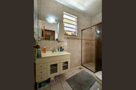 Casa à venda com 247m², 5 quartos e 2 vagasBanheiro Corredor