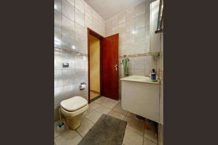 Casa à venda com 247m², 5 quartos e 2 vagasBanheiro Corredor