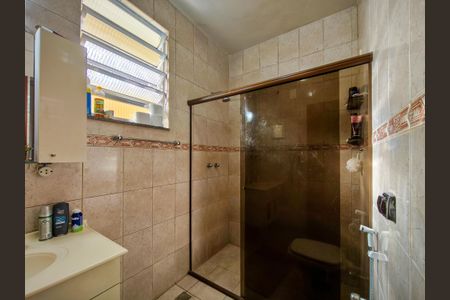 Casa à venda com 247m², 5 quartos e 2 vagasBanheiro Corredor