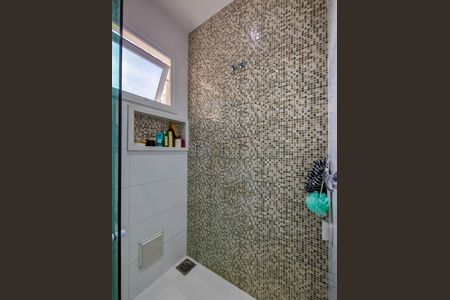 Casa à venda com 247m², 5 quartos e 2 vagasBanheiro da Suíte