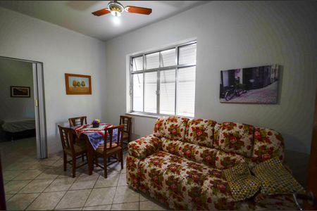 Apartamento à venda com 44m², 1 quarto e sem vagaSala