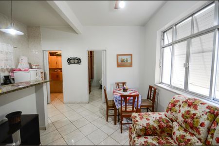 Apartamento à venda com 44m², 1 quarto e sem vagaSala