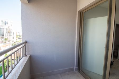 Apartamento à venda com 32m², 1 quarto e sem vaga Apartamento à venda com 32m², 1 quarto e sem vagaTerraço