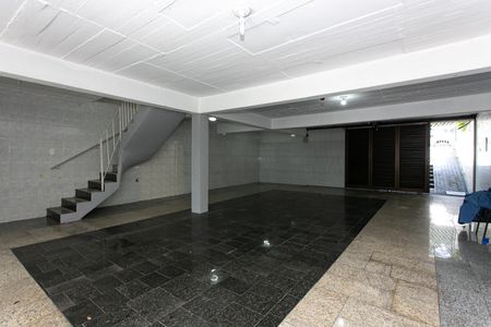 Casa para alugar com 262m², 4 quartos e 10 vagasGaragem