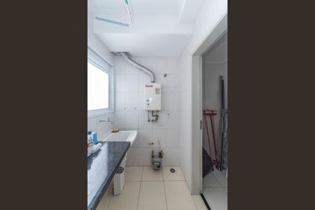 Apartamento à venda com 127m², 3 quartos e 2 vagas Apartamento à venda com 127m², 3 quartos e 2 vagasÁrea de Serviço