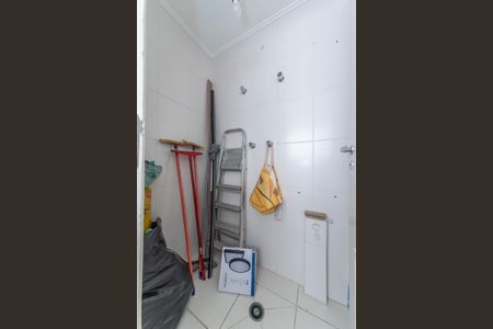 Apartamento à venda com 127m², 3 quartos e 2 vagas Apartamento à venda com 127m², 3 quartos e 2 vagasBanheiro de Serviço