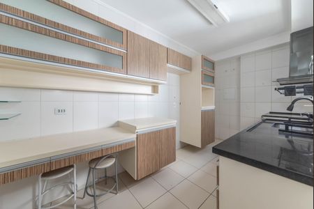 Apartamento à venda com 127m², 3 quartos e 2 vagas Apartamento à venda com 127m², 3 quartos e 2 vagasCozinha