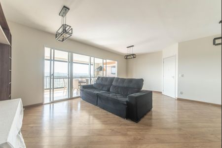 Apartamento à venda com 127m², 3 quartos e 2 vagas Apartamento à venda com 127m², 3 quartos e 2 vagasSala