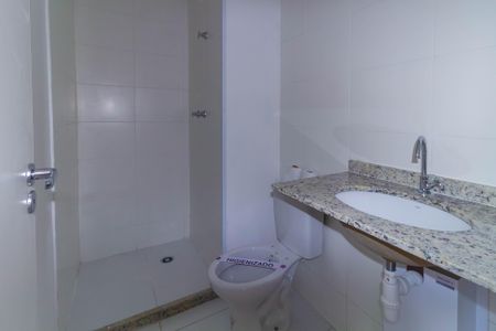 Apartamento à venda com 37m², 2 quartos e sem vaga Apartamento à venda com 37m², 2 quartos e sem vagaBanheiro