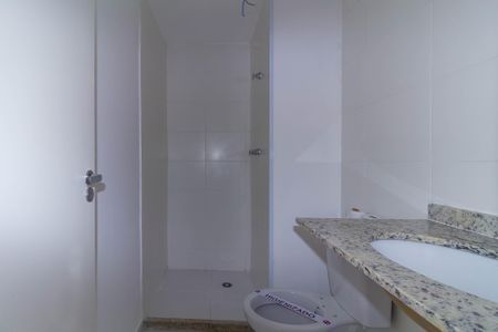 Apartamento à venda com 37m², 2 quartos e sem vaga Apartamento à venda com 37m², 2 quartos e sem vagaBanheiro