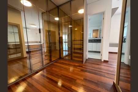 Apartamento à venda com 171m², 3 quartos e 3 vagasCloset da suíte 1