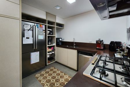 Apartamento para alugar com 242m², 4 quartos e 3 vagas Apartamento para alugar com 242m², 4 quartos e 3 vagasCozinha