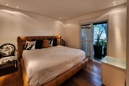 Apartamento para alugar com 242m², 4 quartos e 3 vagas Apartamento para alugar com 242m², 4 quartos e 3 vagasSuíte 2