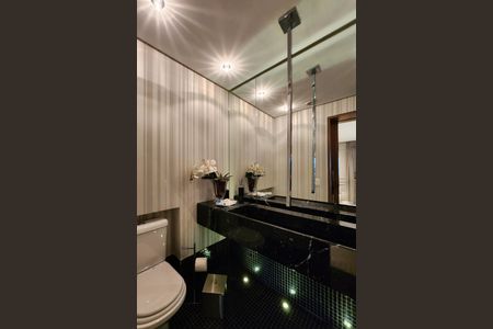 Apartamento para alugar com 242m², 4 quartos e 3 vagas Apartamento para alugar com 242m², 4 quartos e 3 vagasLavabo