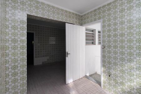 Casa à venda com 145m², 3 quartos e 2 vagas Casa à venda com 145m², 3 quartos e 2 vagasCozinha