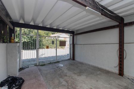 Casa à venda com 145m², 3 quartos e 2 vagas Casa à venda com 145m², 3 quartos e 2 vagasGaragem