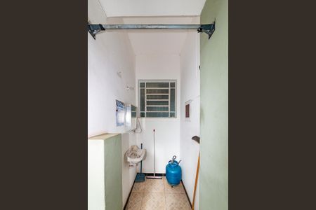 Casa à venda com 375m², 4 quartos e 5 vagas Casa à venda com 375m², 4 quartos e 5 vagasÁrea de Serviço