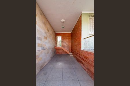 Casa à venda com 375m², 4 quartos e 5 vagas Casa à venda com 375m², 4 quartos e 5 vagasGaragem