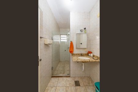 Casa à venda com 375m², 4 quartos e 5 vagas Casa à venda com 375m², 4 quartos e 5 vagasBanheiro Social 2