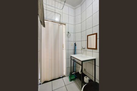 Studio para alugar com 32m², 0 quarto e 1 vaga Studio para alugar com 32m², 0 quarto e 1 vagaBanheiro