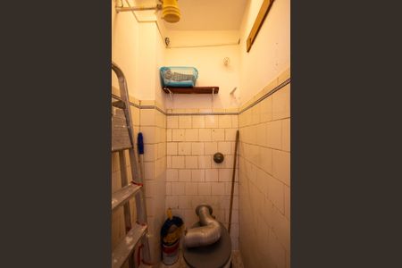 Apartamento à venda com 106m², 3 quartos e sem vagaBanheiro de Serviço