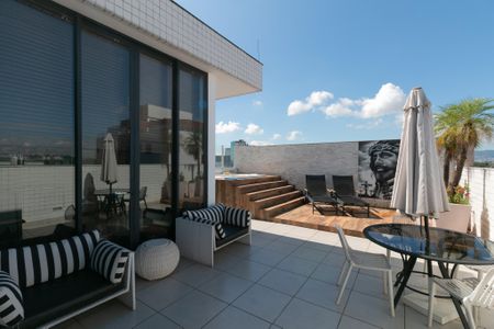 Apartamento à venda com 270m², 3 quartos e 3 vagasÁrea Externa