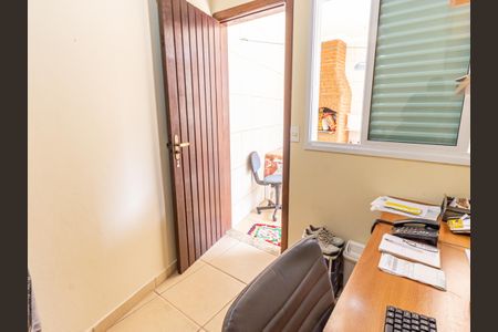 Casa para alugar com 235m², 3 quartos e 4 vagas Casa para alugar com 235m², 3 quartos e 4 vagasQuarto de Serviço