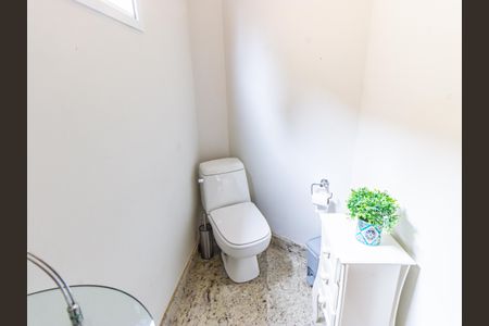 Casa para alugar com 235m², 3 quartos e 4 vagas Casa para alugar com 235m², 3 quartos e 4 vagasLavabo