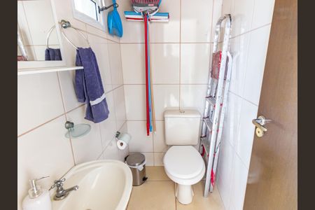 Casa para alugar com 235m², 3 quartos e 4 vagas Casa para alugar com 235m², 3 quartos e 4 vagasBanheiro de serviço