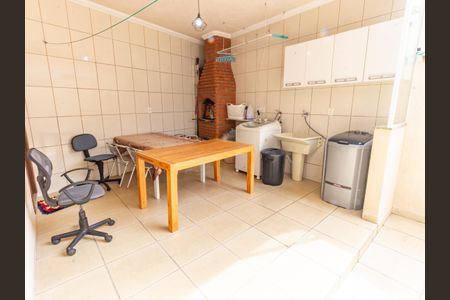 Casa para alugar com 235m², 3 quartos e 4 vagas Casa para alugar com 235m², 3 quartos e 4 vagasÁrea de Serviço e Quintal