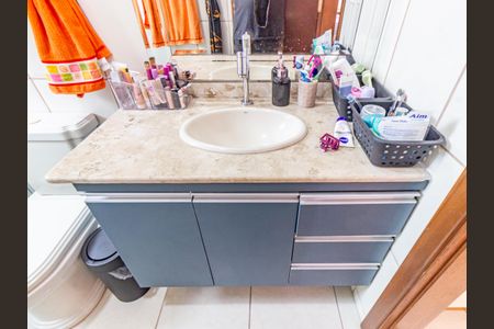 Casa para alugar com 235m², 3 quartos e 4 vagas Casa para alugar com 235m², 3 quartos e 4 vagasBanheiro da Suíte 1