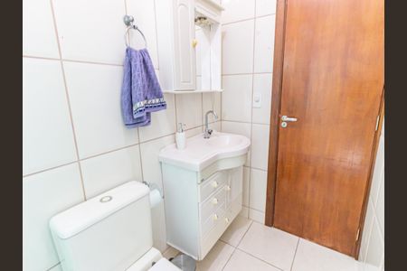 Casa para alugar com 235m², 3 quartos e 4 vagas Casa para alugar com 235m², 3 quartos e 4 vagasBanheiro da Suíte 2