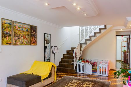 Casa à venda com 185m², 3 quartos e 3 vagas Casa à venda com 185m², 3 quartos e 3 vagasSala