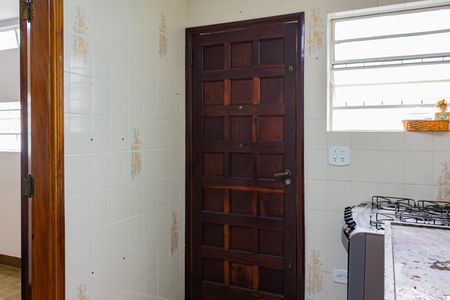 Casa à venda com 185m², 3 quartos e 3 vagas Casa à venda com 185m², 3 quartos e 3 vagasCozinha