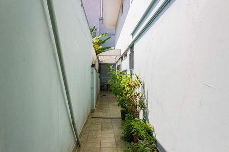 Casa à venda com 185m², 3 quartos e 3 vagas Casa à venda com 185m², 3 quartos e 3 vagasÁrea externa