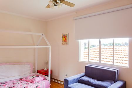 Casa à venda com 185m², 3 quartos e 3 vagas Casa à venda com 185m², 3 quartos e 3 vagasQuarto 3