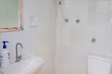 Casa à venda com 185m², 3 quartos e 3 vagas Casa à venda com 185m², 3 quartos e 3 vagasBanheiro de serviço