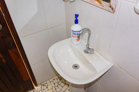 Casa à venda com 185m², 3 quartos e 3 vagas Casa à venda com 185m², 3 quartos e 3 vagasBanheiro de serviço
