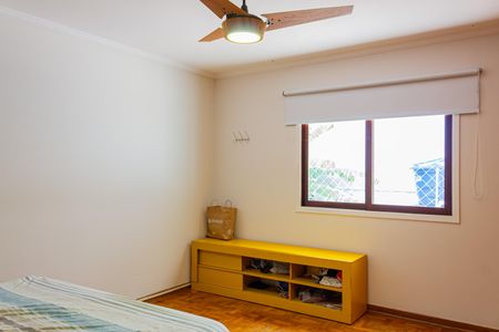 Casa à venda com 185m², 3 quartos e 3 vagas Casa à venda com 185m², 3 quartos e 3 vagasSuíte