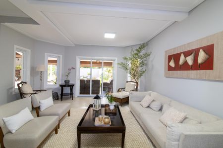 Casa de condomínio à venda com 390m², 4 quartos e 4 vagasSala