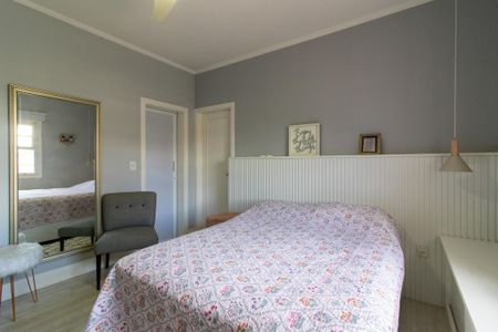 Casa de condomínio à venda com 390m², 4 quartos e 4 vagasSuíte 2