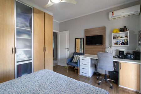 Casa de condomínio à venda com 390m², 4 quartos e 4 vagasQuarto 1