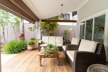 Casa de condomínio à venda com 390m², 4 quartos e 4 vagasÁrea Gourmet