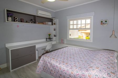 Casa de condomínio à venda com 390m², 4 quartos e 4 vagasSuíte 2