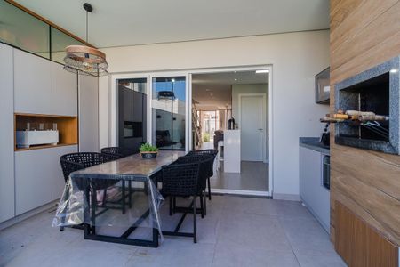 Casa à venda com 160m², 3 quartos e 2 vagasVaranda gourmet