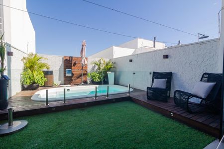 Casa à venda com 160m², 3 quartos e 2 vagasVaranda gourmet