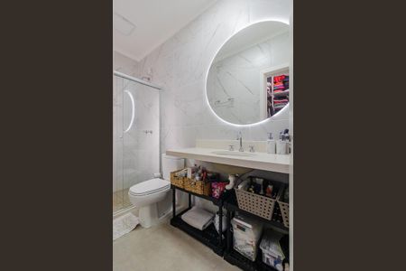 Casa à venda com 160m², 3 quartos e 2 vagasSuíte Banheiro