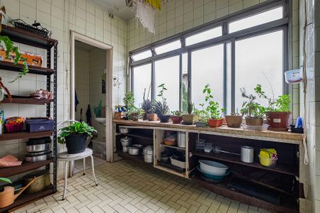 Apartamento à venda com 125m², 3 quartos e 1 vagaÁrea de Serviço