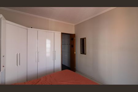 Casa à venda com 150m², 2 quartos e 2 vagas Casa à venda com 150m², 2 quartos e 2 vagasQuarto 2